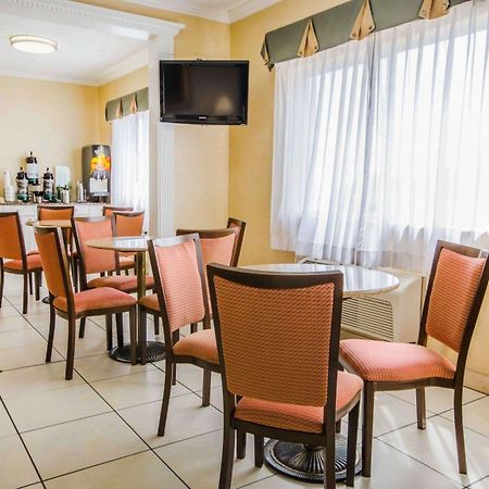 Quality Inn East Evansville Zewnętrze zdjęcie